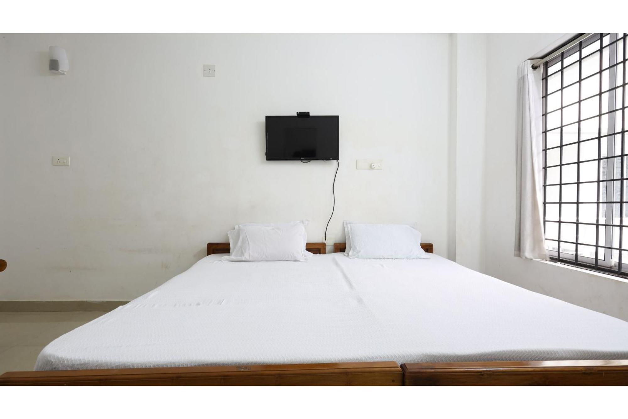 Hotel Collection O Ar Square Thrissur Exteriér fotografie