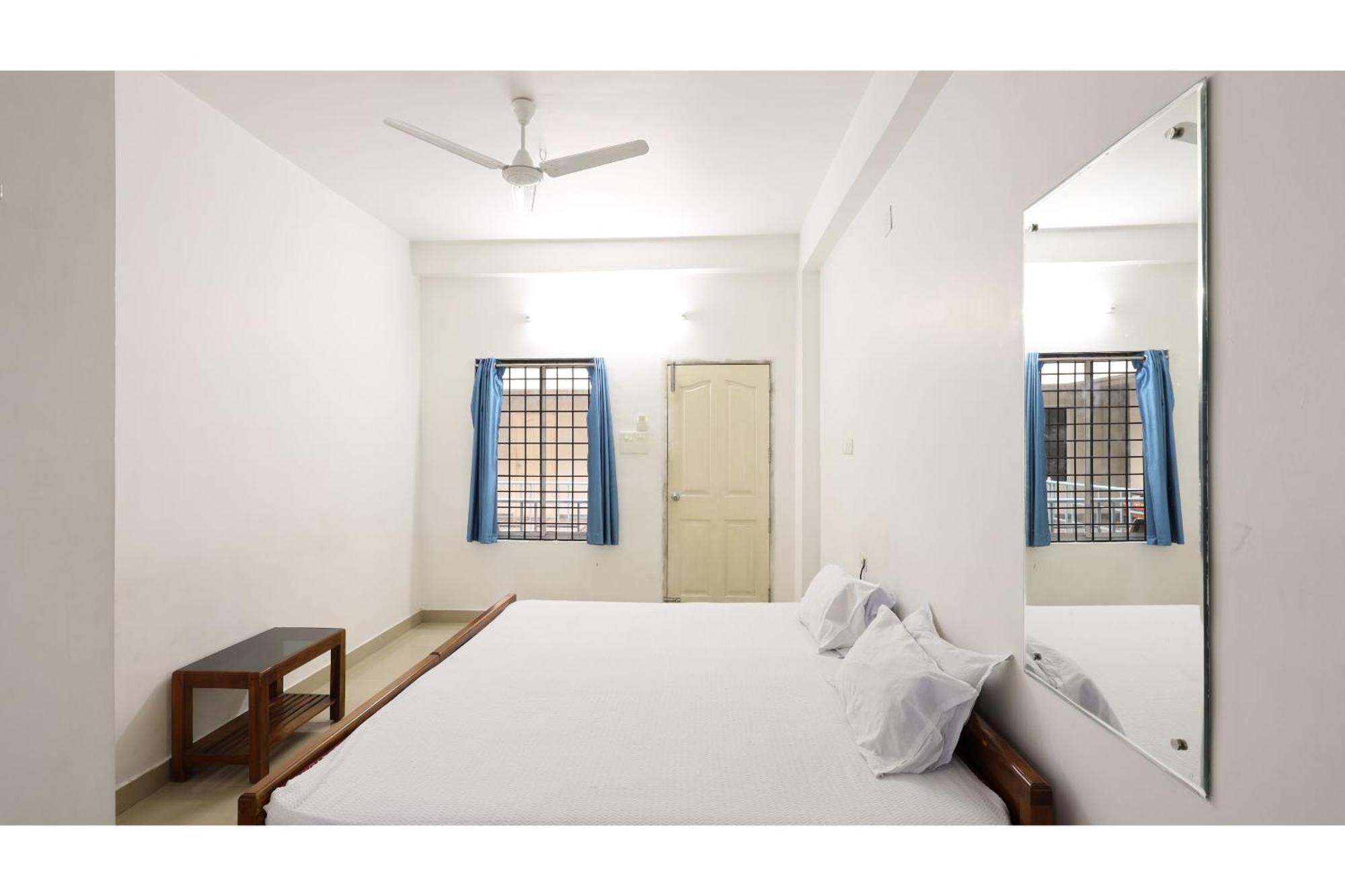 Hotel Collection O Ar Square Thrissur Exteriér fotografie