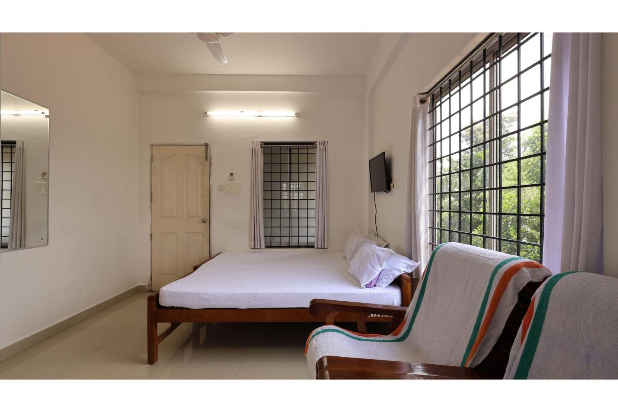 Hotel Collection O Ar Square Thrissur Exteriér fotografie